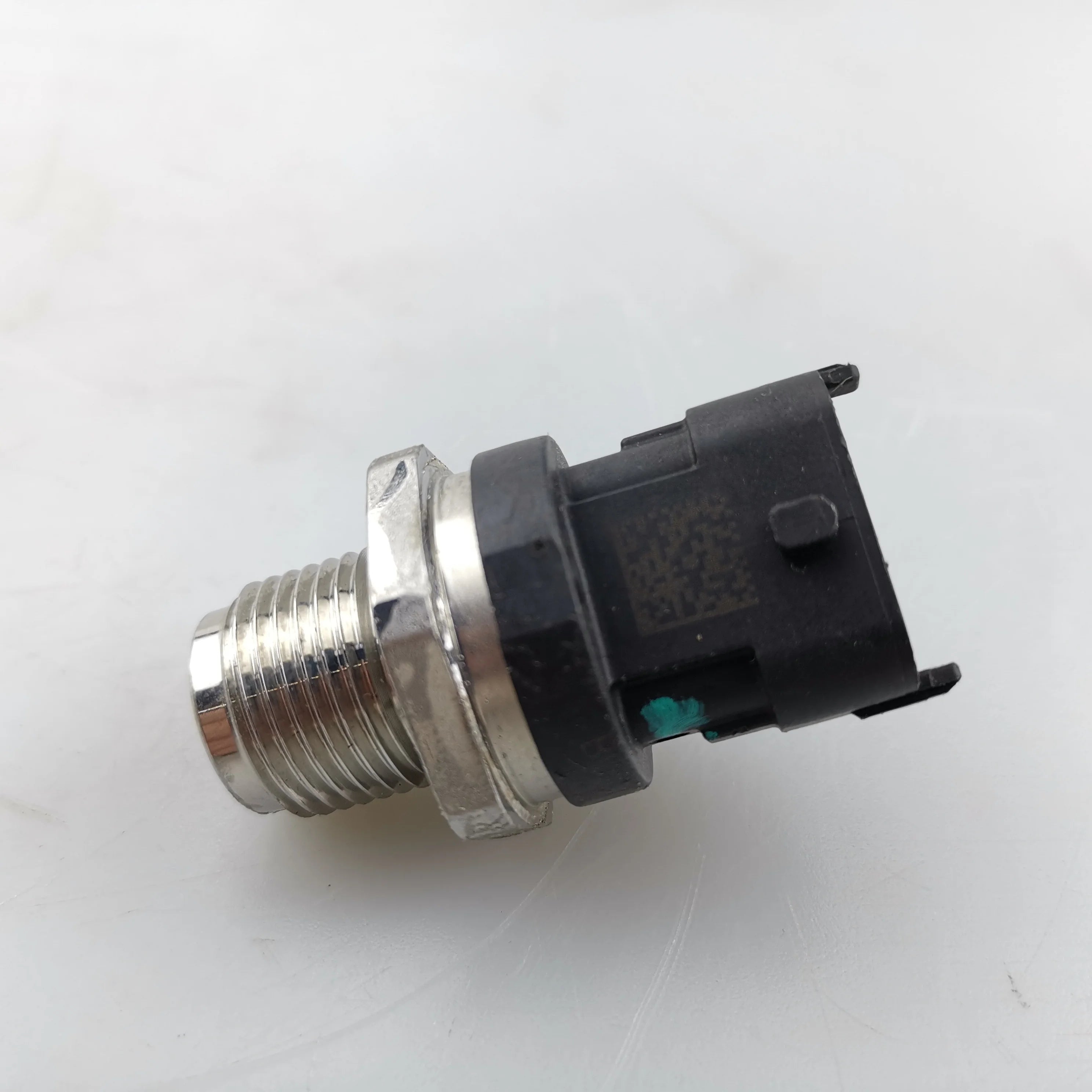 SAIC MAXUS V80 Common Rail Pressure Sensor C00016704