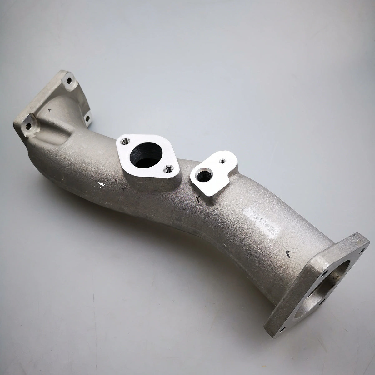 SAIC MAXUS V80 Original Engine Intake Elbow C00324020 C00046453