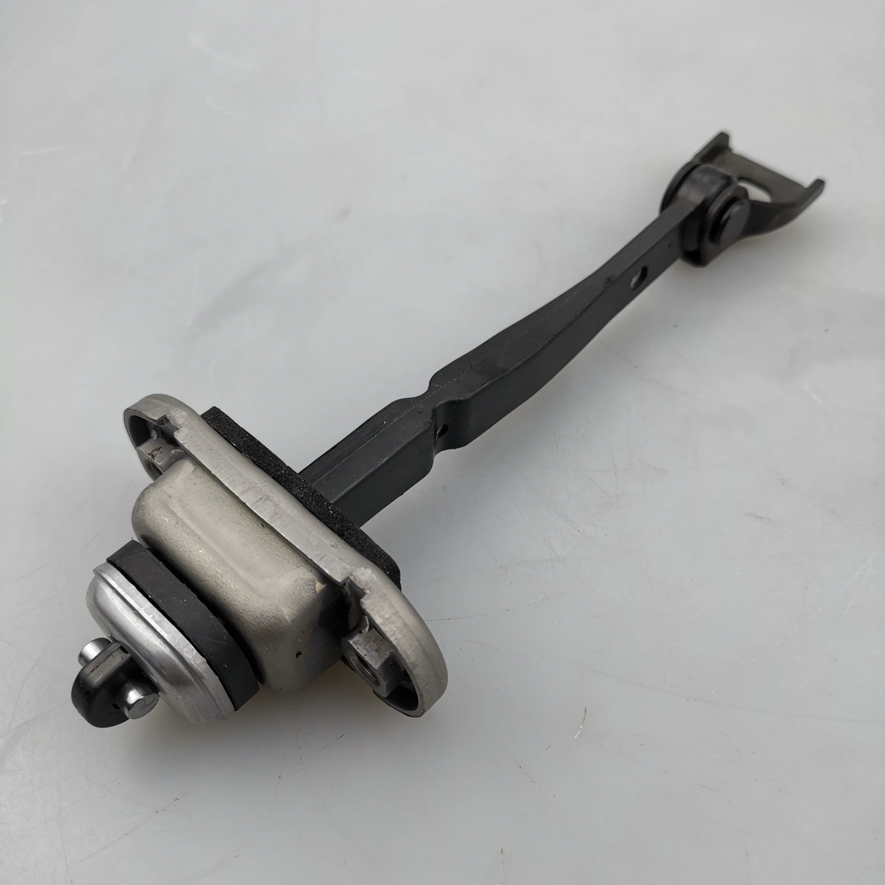 SAIC MAXUS T60 Original Front Door Stopper C00048901