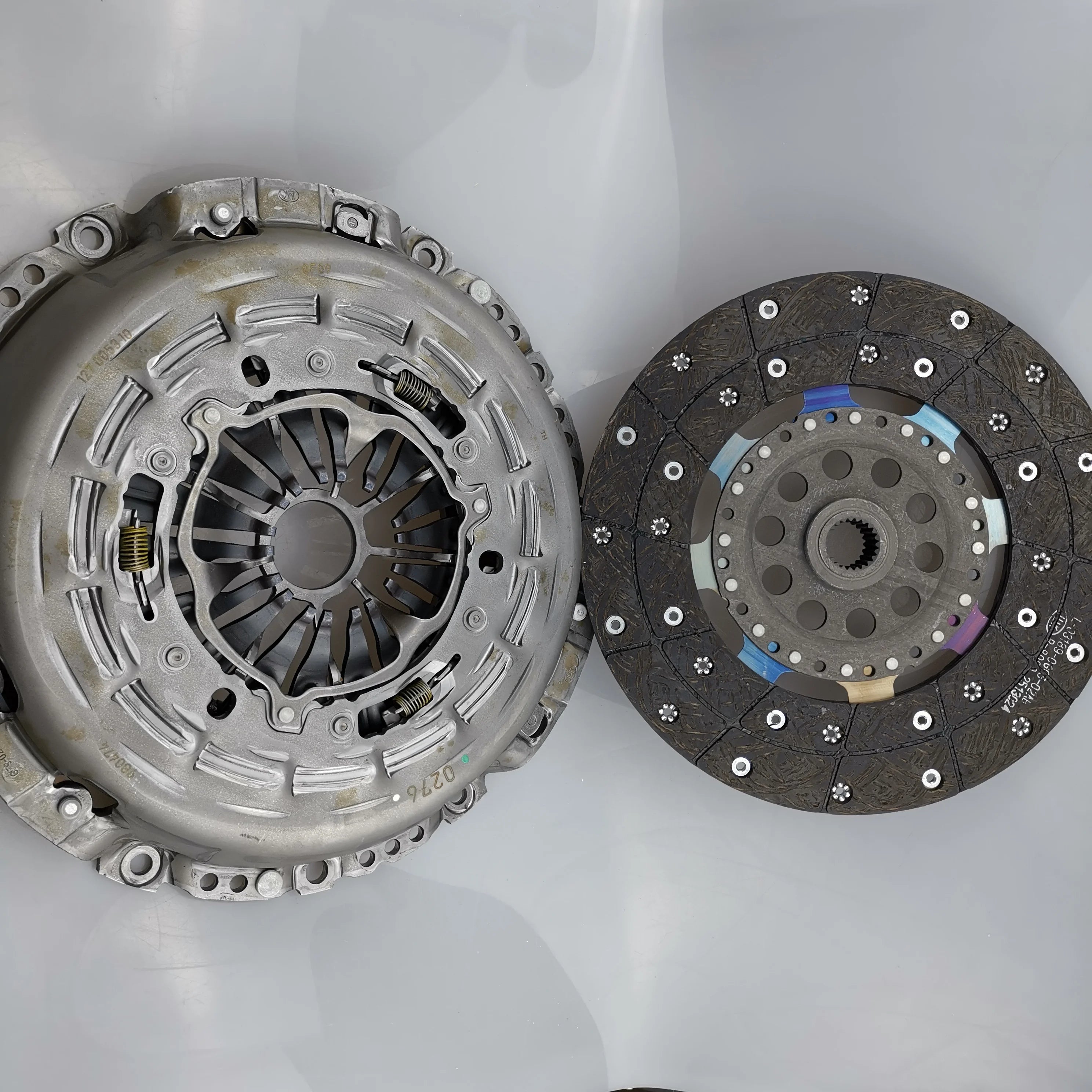 SAIC MAXUS T60 Original Diesel 2.8T 627306509 Clutch Cover C00061609 Clutch Plate C00061610
