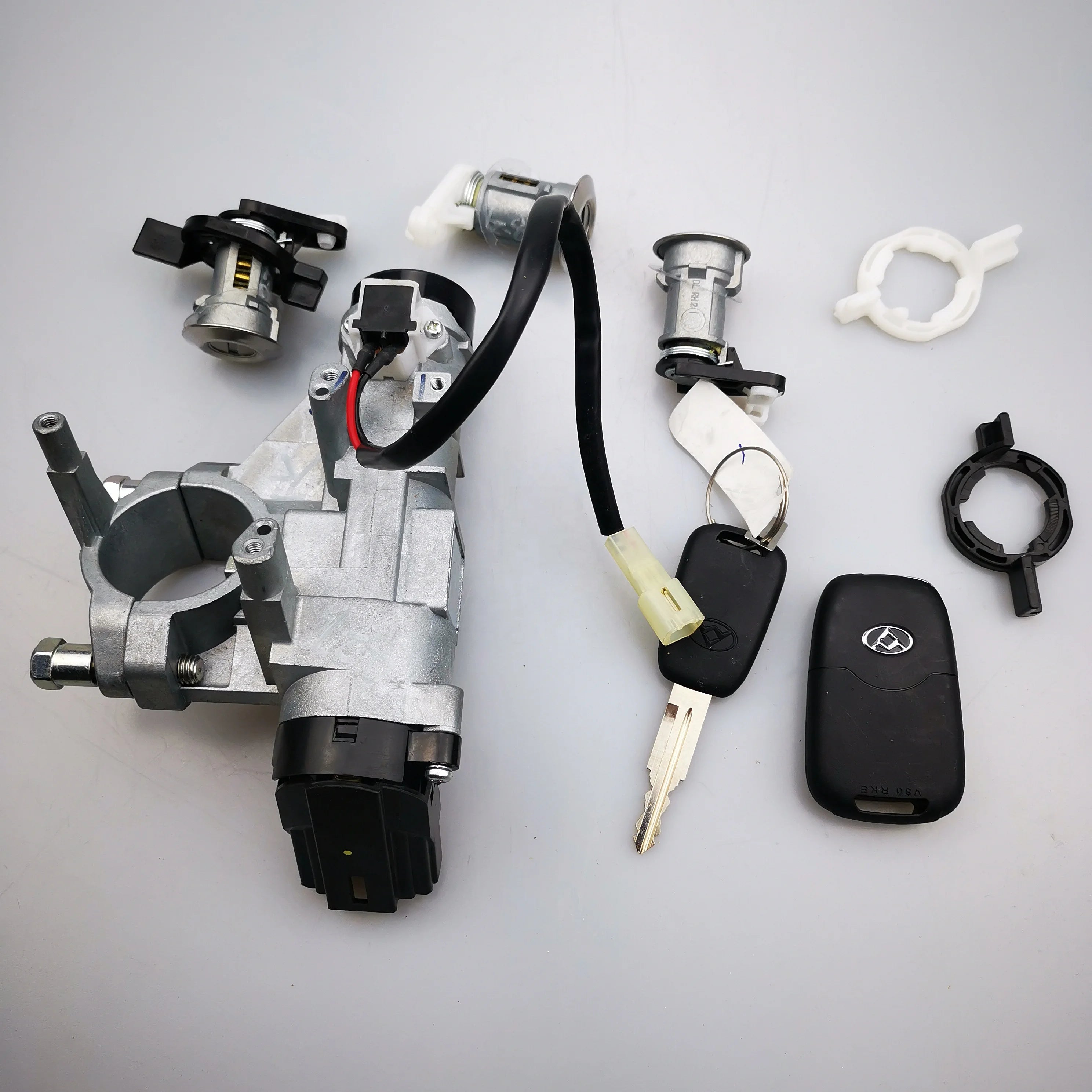 SAIC MAXUS V80 High Configuration Version Lock Cylinder and Key Maintenance Assembly C00176928 C00041153