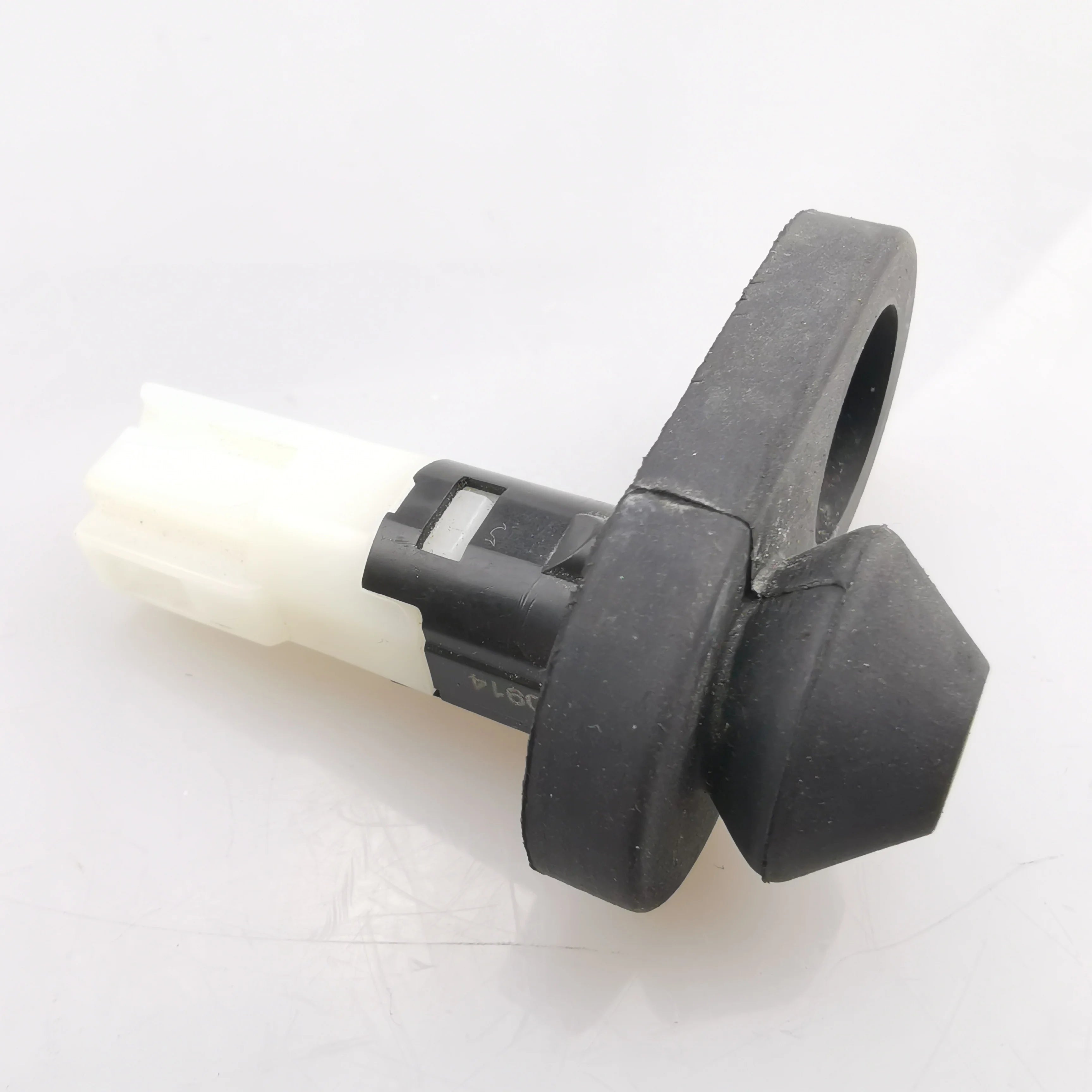 SAIC MAXUS G10 Door Contact Switch Assembly C00016957
