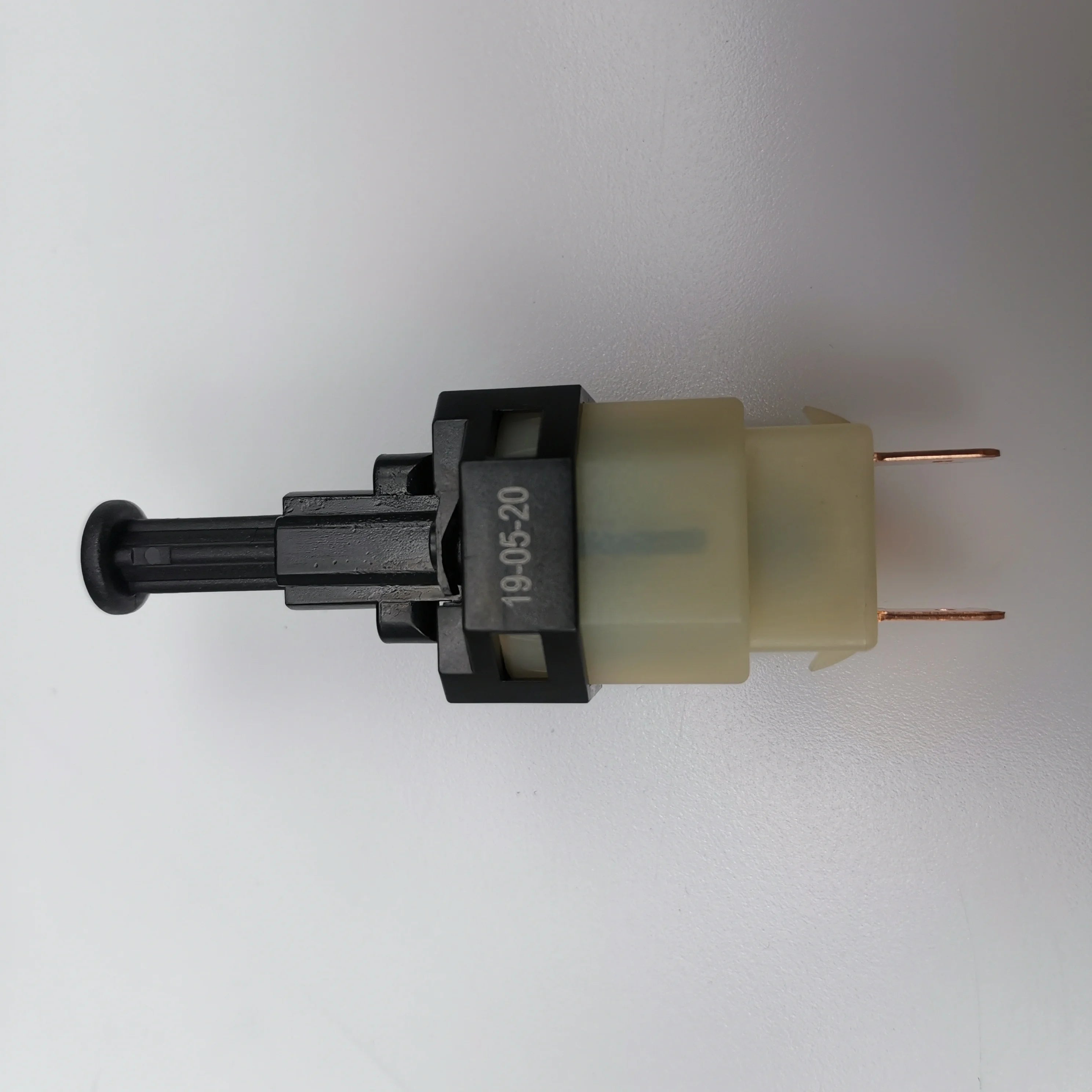 SAIC MAXUS V80  Original Clutch Pedal Switch C00002610